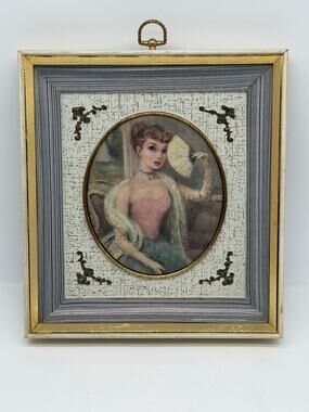 Vintage Mid-Century Turner Wall Accessory Framed Portrait - 10” x 11”